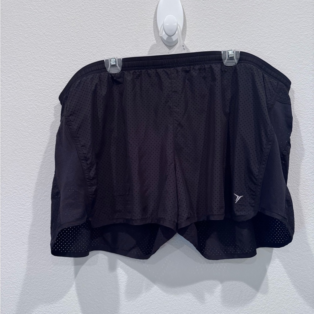 Old Navy Active Black Shorts